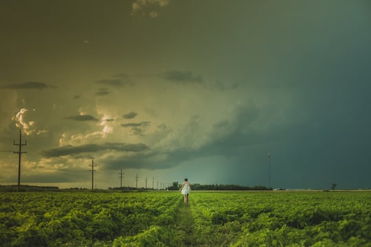 woman-in-prairie-fields